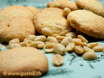 Erdnuss-Guetsli